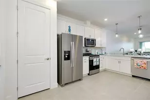 27136 Capri Shrs Cir, Englewood, FL 34223 - Photo 18