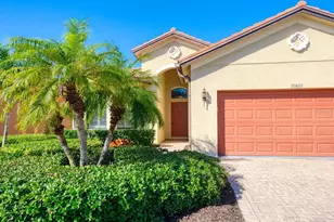 20605 Pezzana Dr, Venice, FL 34292 - Photo 2