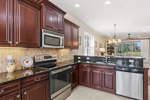 20605 Pezzana Dr, Venice, FL 34292 - Photo 12