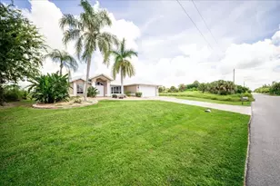 13564 Wainwright Dr, Port Charlotte, FL 33953 - Photo 14