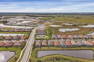 10238 Morning Mist Ln, Sarasota, FL 34241 - Photo 44