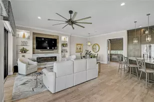 205 E Venice Ave, Venice, FL 34285 - Photo 16