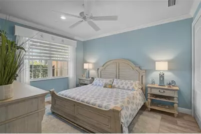 205 E Venice Avenue, Venice, FL 34285 - Photo 12