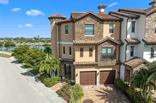 205 E Venice Ave, Venice, FL 34285 - Photo 68