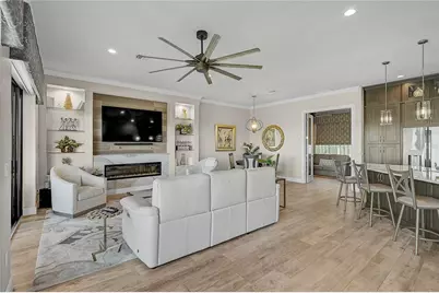 205 E Venice Avenue, Venice, FL 34285 - Photo 18