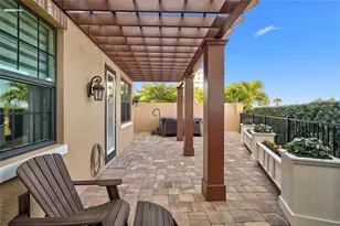 205 E Venice Ave, Venice, FL 34285 - Photo 6