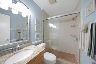 1636 Stickney Point Rd, Sarasota, FL 34231 - Photo 20