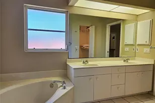 1180 Palmetto Dr, Venice, FL 34293 - Photo 44