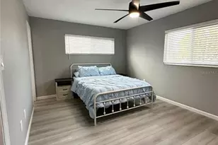 460 Base Ave, Venice, FL 34285 - Photo 12