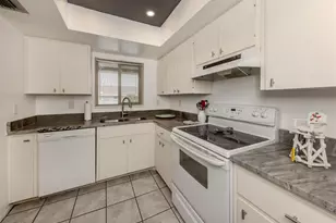 533 Parkdale Mews, Venice, FL 34285 - Photo 16