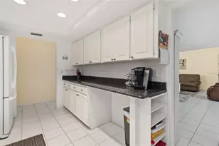 440 Darling Dr, Venice, FL 34285 - Photo 12