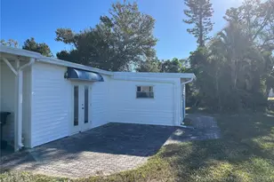 641 Cervina Dr S, Venice, FL 34285 - Photo 4