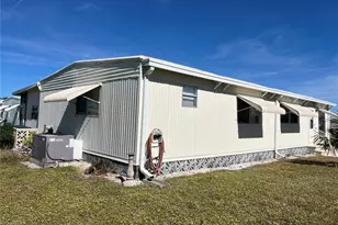 824 Cervina Dr, Venice, FL 34285 - Photo 4