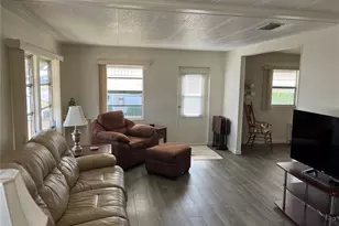 824 Cervina Dr, Venice, FL 34285 - Photo 18