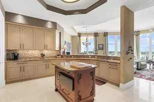 2050 Benjamin Franklin Dr, Sarasota, FL 34236 - Photo 14