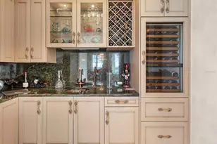 2050 Benjamin Franklin Dr, Sarasota, FL 34236 - Photo 20