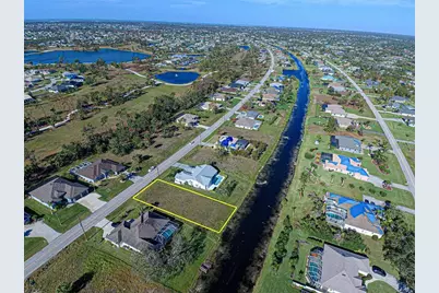 687 Rotonda Circle, Rotonda West, FL 33947 - Photo 2