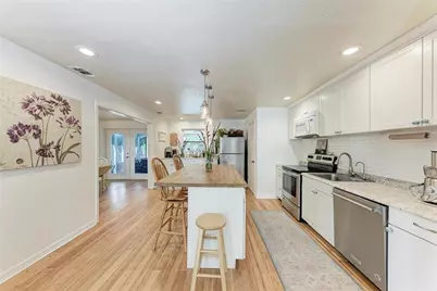 2349 Hyde Park Street, Sarasota, FL 34239 - Photo 10