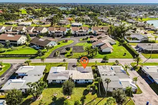 1523 Lakeside Dr, Venice, FL 34293 - Photo 22