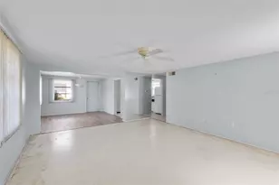 1523 Lakeside Dr, Venice, FL 34293 - Photo 6