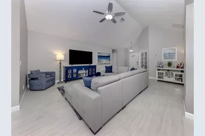 1430 Colony Place, Venice, FL 34292 - Photo 4