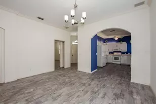 834 Montrose Dr, Venice, FL 34293 - Photo 10