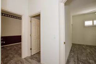 834 Montrose Dr, Venice, FL 34293 - Photo 24