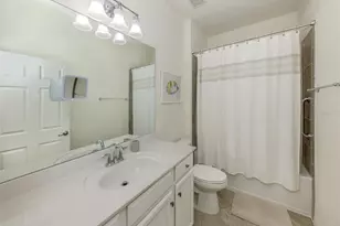 12515 Felice Dr, Venice, FL 34293 - Photo 16