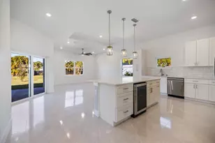 482 Sunset Rd N, Rotonda West, FL 33947 - Photo 8