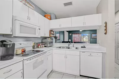 4711 Sabal Key Drive, Bradenton, FL 34203 - Photo 6