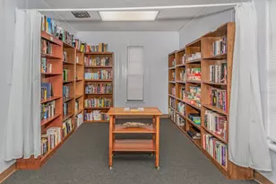 1718 Lakeside Dr, Venice, FL 34293 - Photo 26