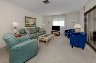 1718 Lakeside Dr, Venice, FL 34293 - Photo 8