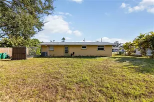 2038 Pennsylvania Ave, Englewood, FL 34224 - Photo 24