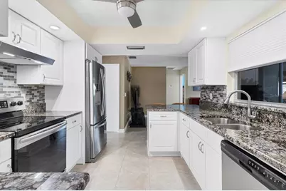 1611 E Cypress Point Drive, Venice, FL 34293 - Photo 10