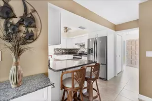 1611 E Cypress Point Dr, Venice, FL 34293 - Photo 8