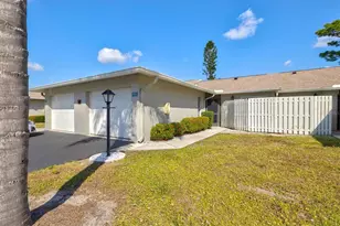 608 Pinebrook Crescent, Venice, FL 34285 - Photo 1