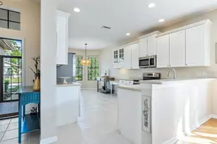 1920 Batello Dr, Venice, FL 34292 - Photo 14