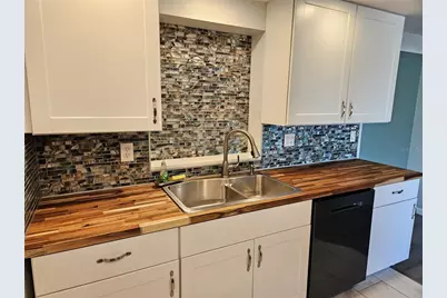 8229 Cypress Road, Englewood, FL 34224 - Photo 10