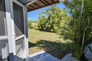 8229 Cypress Rd, Englewood, FL 34224 - Photo 28