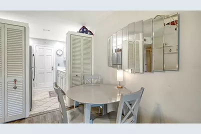 200 The Esplanade N #A2, Venice, FL 34285 - Photo 4