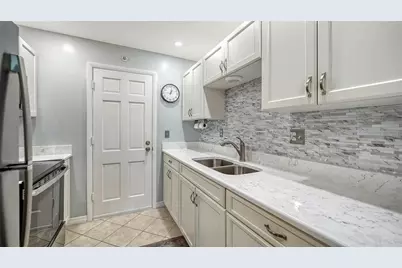 200 The Esplanade N #A2, Venice, FL 34285 - Photo 10