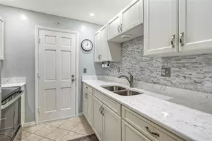 200 The Esplanade N, Venice, FL 34285 - Photo 10