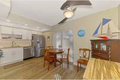 10 Quails Run Boulevard #6, Englewood, FL 34223 - Photo 4