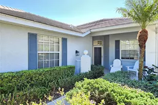 835 Chalmers Dr, Venice, FL 34293 - Photo 4