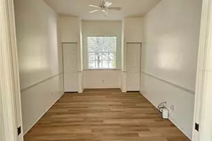 835 Chalmers Dr, Venice, FL 34293 - Photo 16