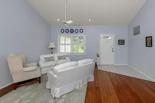 264 Laurel Hollow Dr, Nokomis, FL 34275 - Photo 4