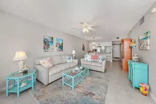 936 Capri Isles Blvd, Venice, FL 34292 - Photo 4