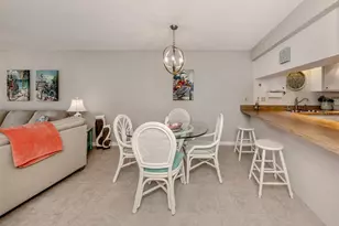 936 Capri Isles Blvd, Venice, FL 34292 - Photo 10