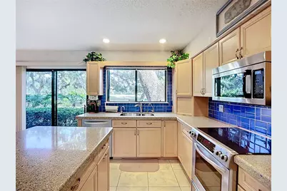 4683 Oak Hollow Drive #3, Sarasota, FL 34241 - Photo 16