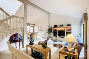 4683 Oak Hollow Dr, Sarasota, FL 34241 - Photo 2